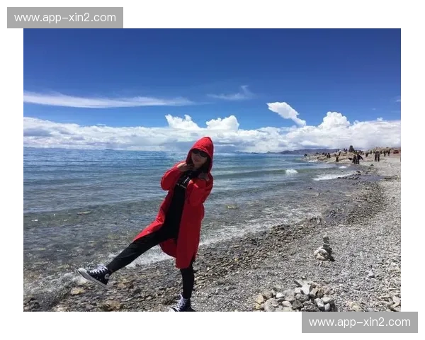 阿伯里vs德里城：两座城市，两种风情，一次穿越时空的对话